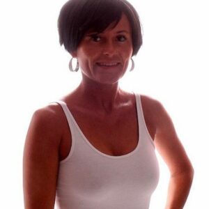 Černá krátká paruka