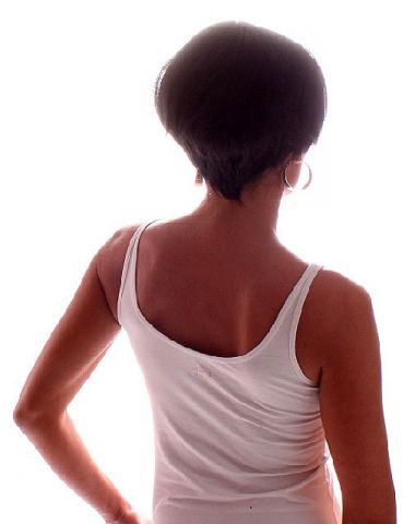 Černá krátká paruka - Obrázek 5