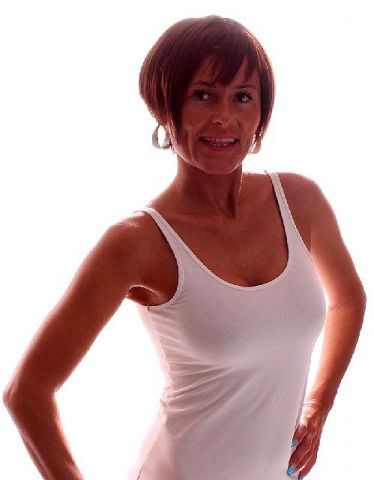 Hnědá krátká paruka