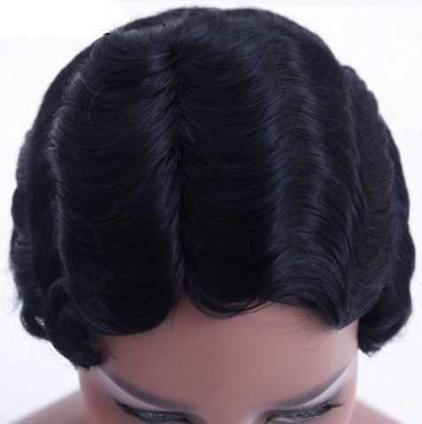 Krátká černá paruka Elle - Obrázek 4