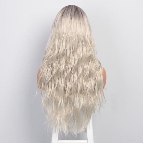 Luxusní platinová vlnitá paruka Beauty - Obrázek 4